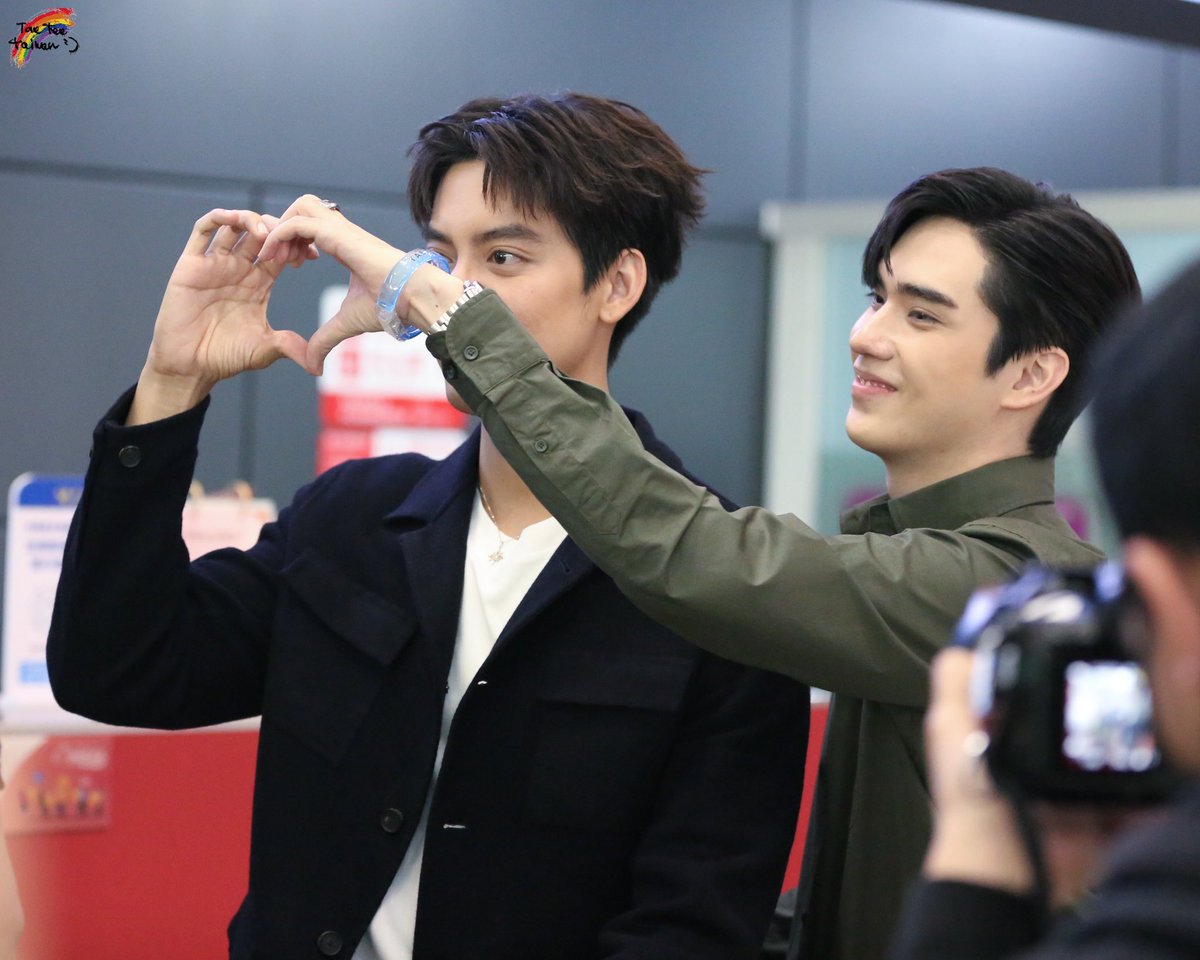 TaeTEeTaiwan's tweet photo. 希望下次能夠順利見面🥺🥺

#TaeDarvid #TEeThanapon #TaeTeexZhengzhou https://t.co/jIOpvXahZ6