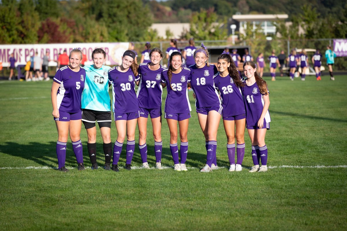 🚨FEDERAL LEAGUE GAMEDAY🚨

🆚 McKinley
⏰ Varsity | 7:00pm
📍 Don Scott Field/Hall of Fame Field 2
      2323 17th Street NW
      Canton, OH 44708
🎟️ ccsdistrict.hometownticketing.com/embed/event/47…

LET’S GO BEARS!! 💛💜