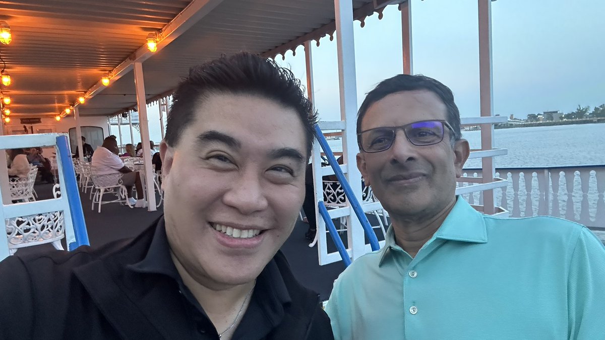 rwang0's tweet image. MyPOV: it’s time for @Infor  #infornow 
Here with President and CTO aka employee number 1 

Soma Somasundaram