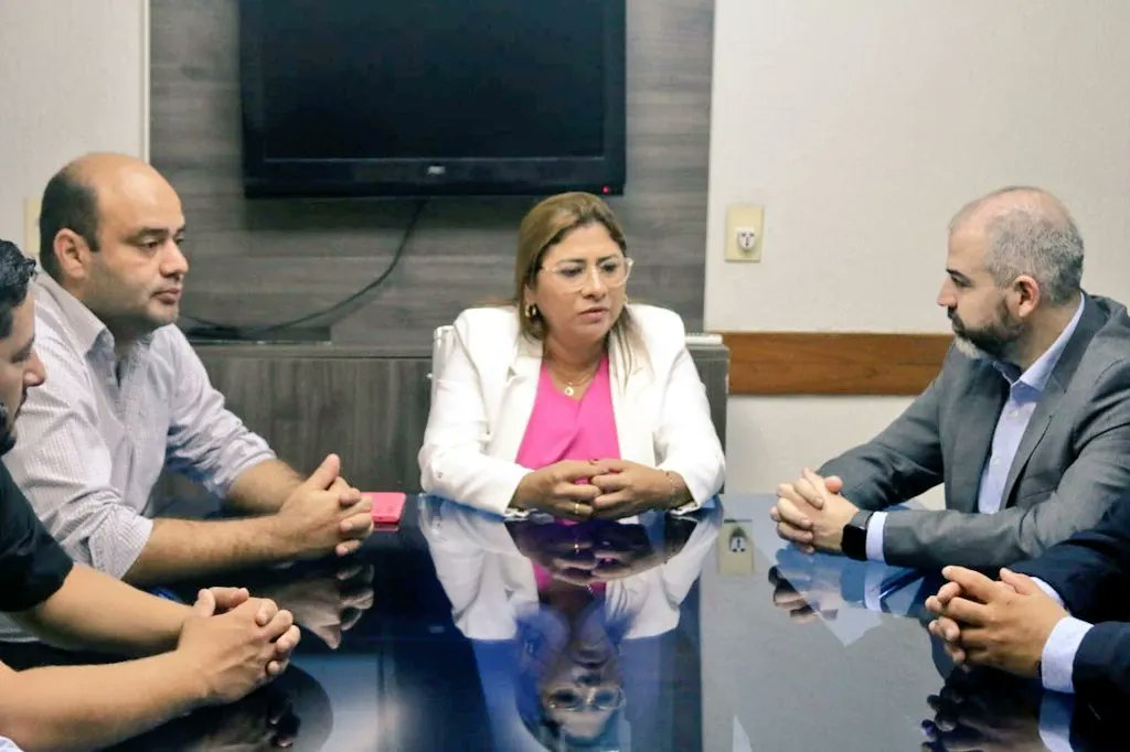 DraLizMeza's tweet photo. Importante reunión con el Candidato a miembro del Consejo de la Magistratura Abg.@BerniEnri
Junto a los compañeros Concejales Departamentales, Municipales, y asesores jurídicos https://t.co/ehVkSZtmQE