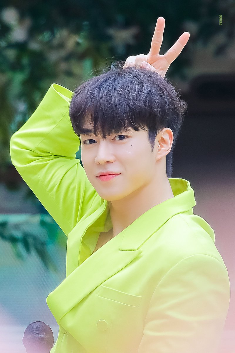 terso724's tweet photo. 190720 / 211122 / 220716 / 230922
#SF9 #DAWON #다원 #이상혁@SF9official

상혁아 앞으로도 잘 부탁해! 🫶🏻
#셒구와_함께한_판타지같은7년
#판타지의_영원_에셒나인
#SF9_7th_forever https://t.co/aG6y5EoFHH