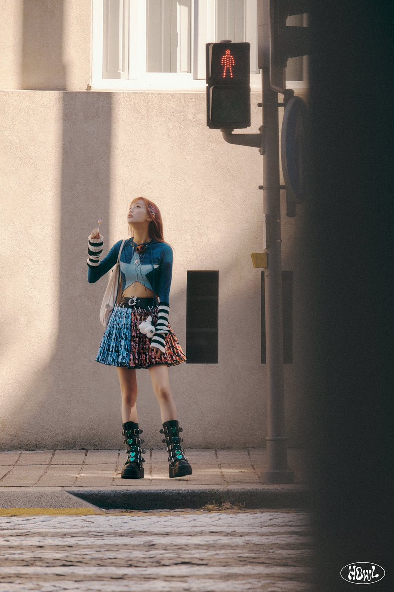 chuu_atrp's tweet image. [💿]
CHUU 1ST MINI ALBUM [Howl]

PHOTO 3

🎧 2023.10.18 6PM (KST)

#CHUU #츄 #Howl #하울