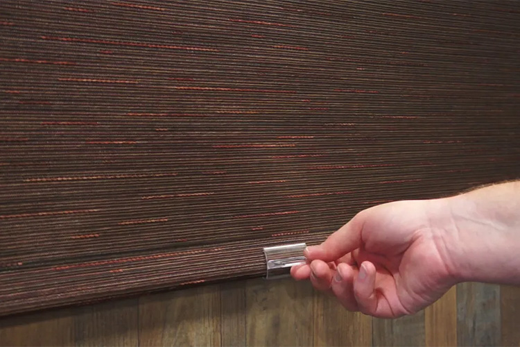 New manual roller shade operator combines elegance and safety @Draperinc #Draperinc dlvr.it/Sx00qc