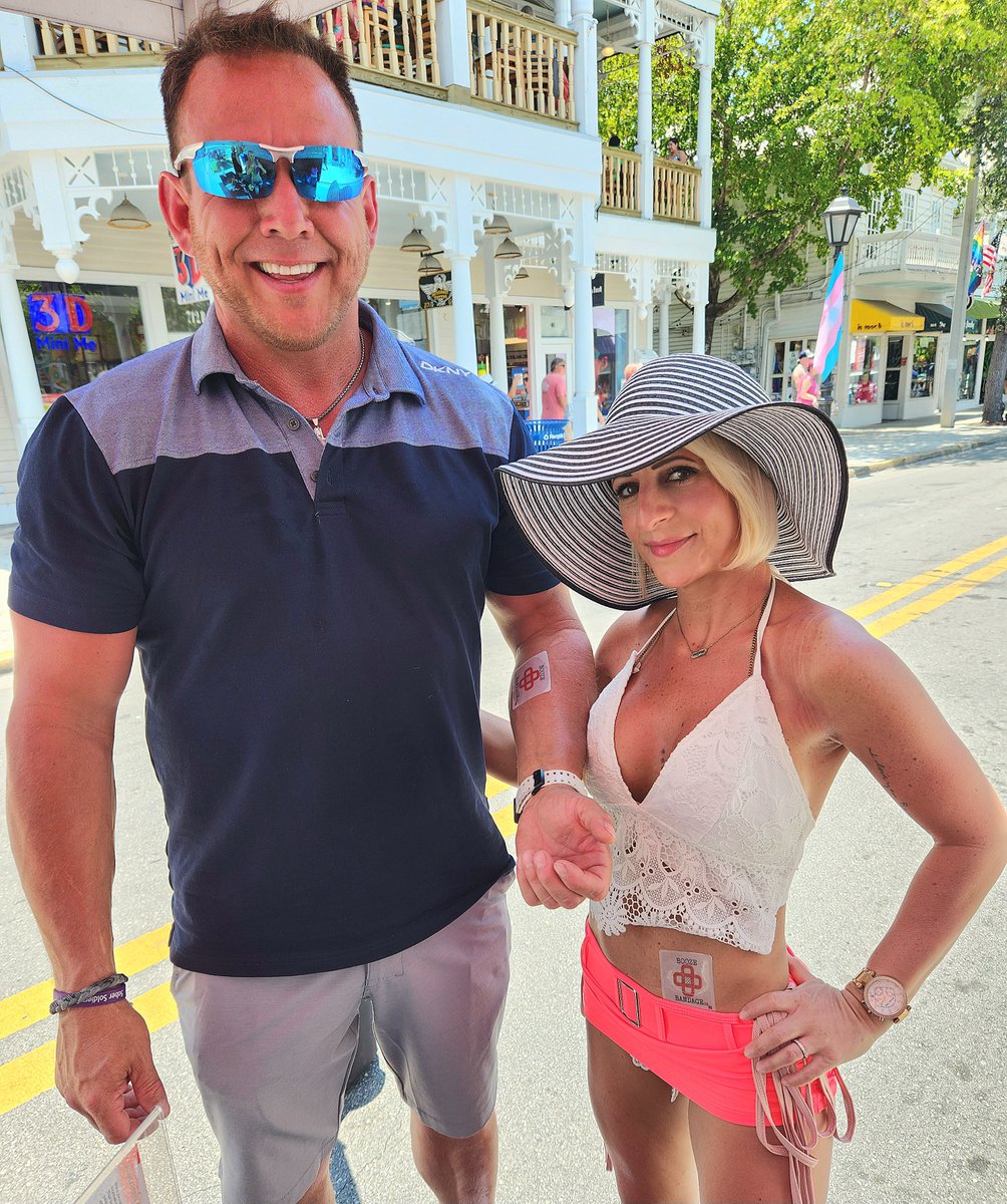 BoozeBandage's tweet photo. We all deserve an Alcohol-a-day!
.
#Thursday #Thirsty #Drinks #Bar #Bartender #Drinking #HangoverPrevention #Fun #Holiday #DayDrinking #Vacation https://t.co/6QzkXReTuD
