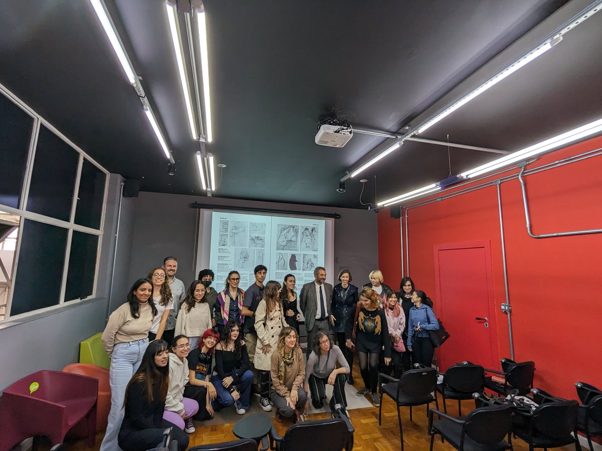 IICSanPaolo's tweet photo. Alberto Dambruoso, prof. e historiador da arte, está no Brasil para uma série de encontros sobre o grande artista italiano Umberto Boccioni.
Em sua primeira parada, Dambruoso conversou com os alunos no IED - Istituto Europeo di Design, na última segunda-feira.
#iicsp #ied https://t.co/nFshPiKQ8z