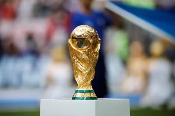 SCCR_212's tweet photo. 🚨 C’EST DÉSORMAIS OFFICIEL ! 🚨

LE MAROC ACCUEILLERA LA COUPE DU MONDE 2030 AVEC L’ESPAGNE ET LE PORTUGAL ! 🇲🇦🇪🇸🇵🇹

LA CANDIDATURE AMÉRICAINE S’EST RETIRÉE EN ÉCHANGE DE L’ORGANISATION DES TROIS MATCHS D’OUVERTURE SUR LE SOL AMÉRICAIN !

MILLE BRAVO À NOUS ! 😭👏🏽🇲🇦 https://t.co/MaGSEjYSND