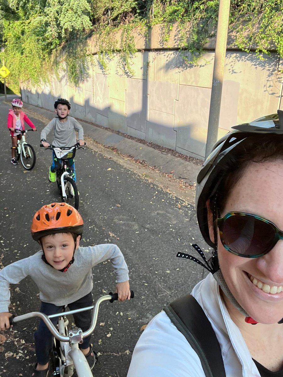 Escuela Key Bicibús (nee bike train) tweet media