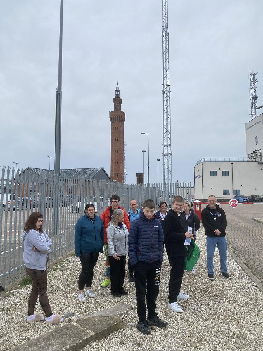 L4LGy's tweet photo. Today our 14-16yr olds went for a trip down to the Grimsby docks as part of their history lessons. We did research on the history of Grimsby and Cleethorpes and expanded our knowledge on our town! 🏘️ #Grimsby #Grimsbydocks #fishingtown #history https://t.co/JRdFk9Nei3
