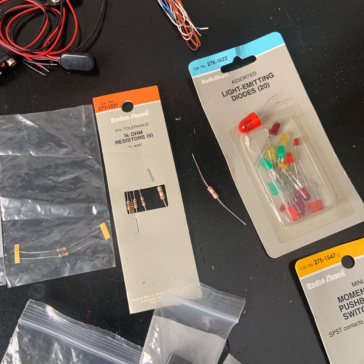 CoCoTheGeek's tweet photo. πVery happy to get this nice lot of parts recycled in. Everything can definitely be reused for the repair shop.
ππΎIβm always looking for connectors, switches, pots, etcβ¦ so this is PERFECT!
#SavedFromTheLandfill #ReuseToReduceWaste #ReuseMatters https://t.co/AYsBnRTJO7