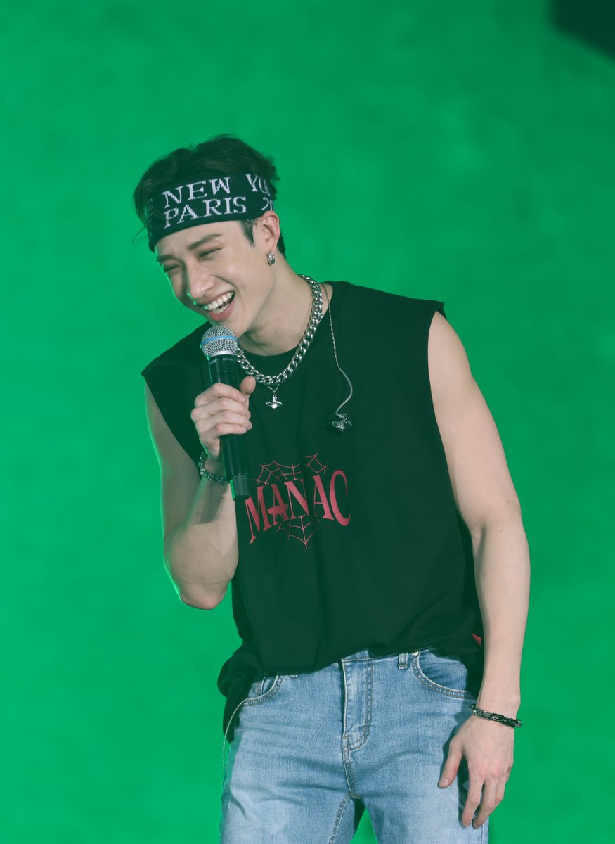 Stray_Kids's tweet image. [스키지기]

🎥Happy Bang Chan Day (D+2)💕 
미공개 사진 도착💌

#HappyBangChanDay
#StrayKids #스트레이키즈
#방찬 #BangChan
#YouMakeStrayKidsStay