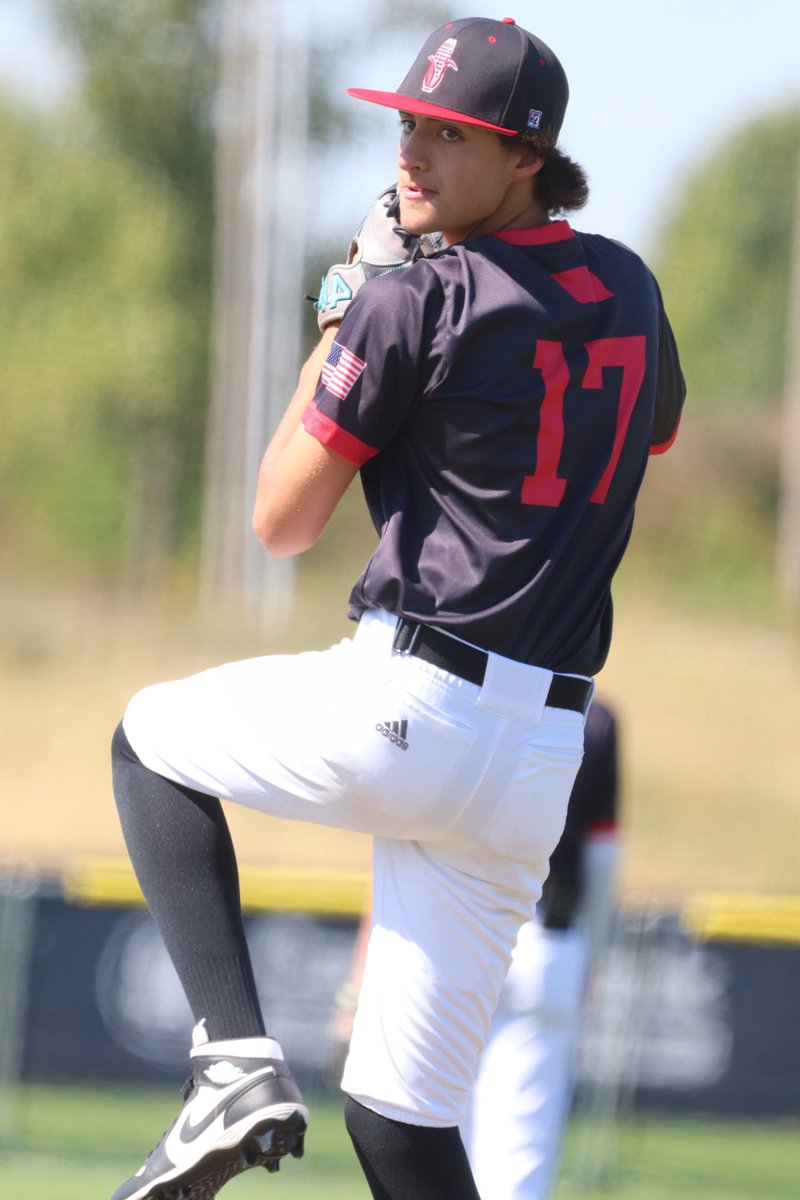 StacheFather's tweet photo. Just a few pics of my boy @EvanPerez2224 doing his thing with @Prospects_NE. https://t.co/ejnC531usG