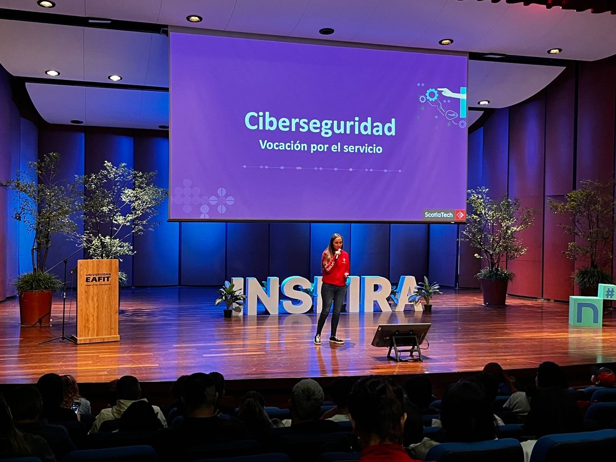 EAFIT's tweet photo. 📌Estas conversaciones de #SinCódigo comienzan con Nataly Tabares, Global Head CISO LATAM del #ScotiaTech (@ScotiaColpatria) y la vocación por el servicio desde la ciberseguridad.
Acá te compartimos algunas ideas 👇
"Me gusta cuidar de las personas como me gusta cuidar de las organizaciones, servir es un placer para quién lo hace, quién lo brinda"
