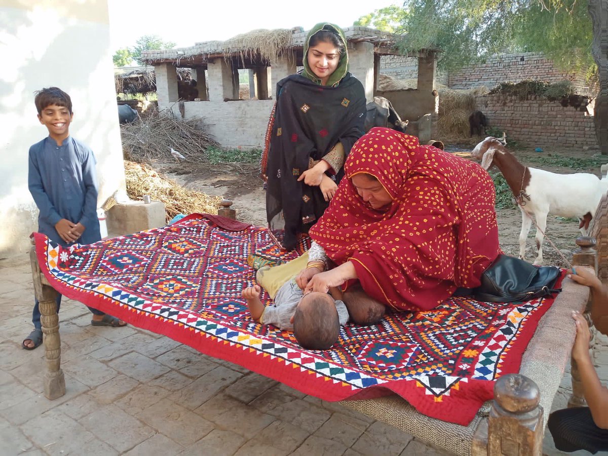 Happiness is getting a stubborn polio refusal covered after a long debate with the parents . 😌
Picture taken at Shahdadpur , Sanghar .