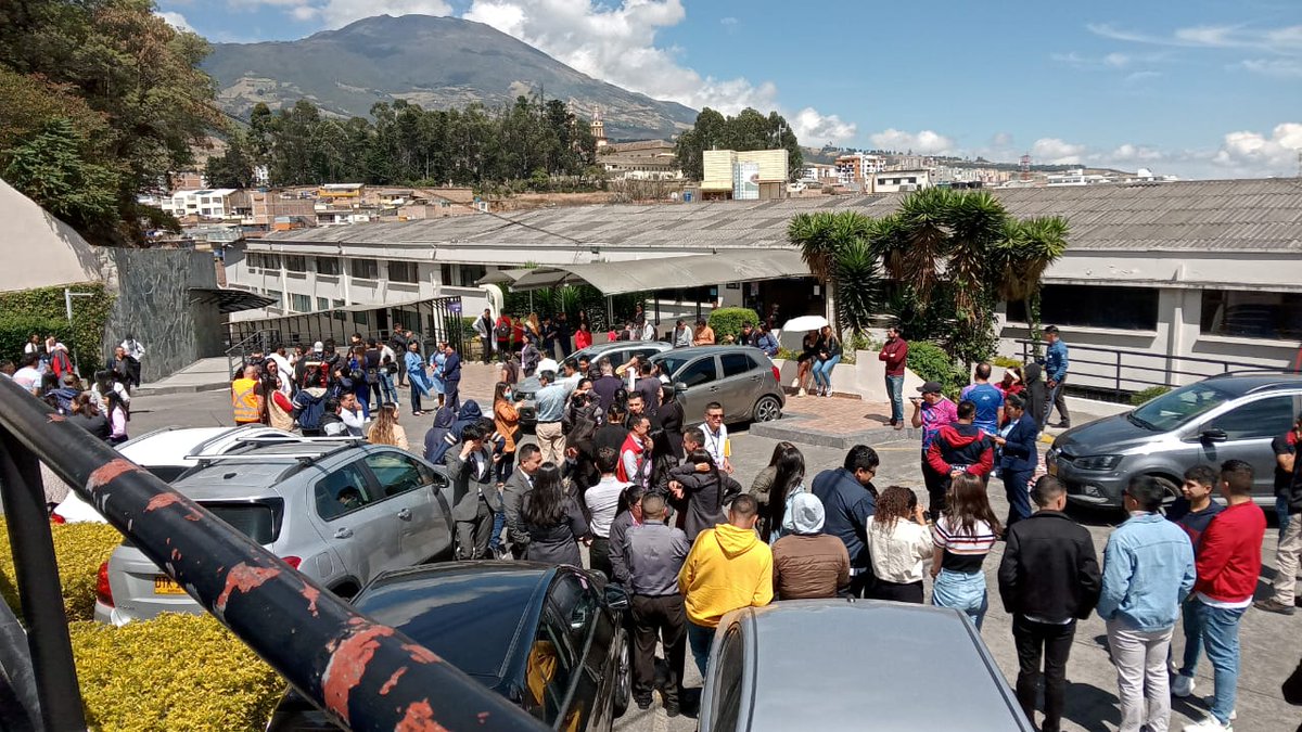 DGRDPasto's tweet photo. #AEstaHora #13SimulacroPasto #LaGranCapital más preparada. https://t.co/ZvPMTHbLgx
@alcaldiapasto

@GERMANCHAMORRO1 @bomberospasto
@UNGRD @Empopasto @PoliciaPasto @claudiaortegas
@PastoPositiva @FHSP_Pasto @paulocesarpaz https://t.co/o79HzEuSNO