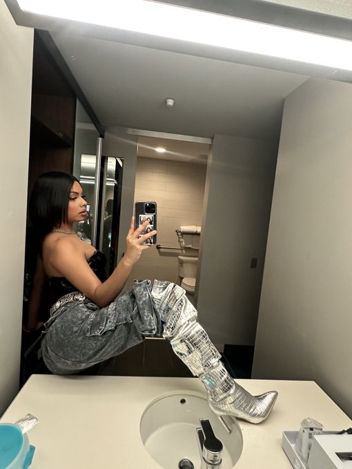 text me if you like Bad Bitches 🩶 (318) 230-5875 https://t.co/uK9QcE4fev<a href="/tag/trans"class="tags"><span>#trans</span></a>