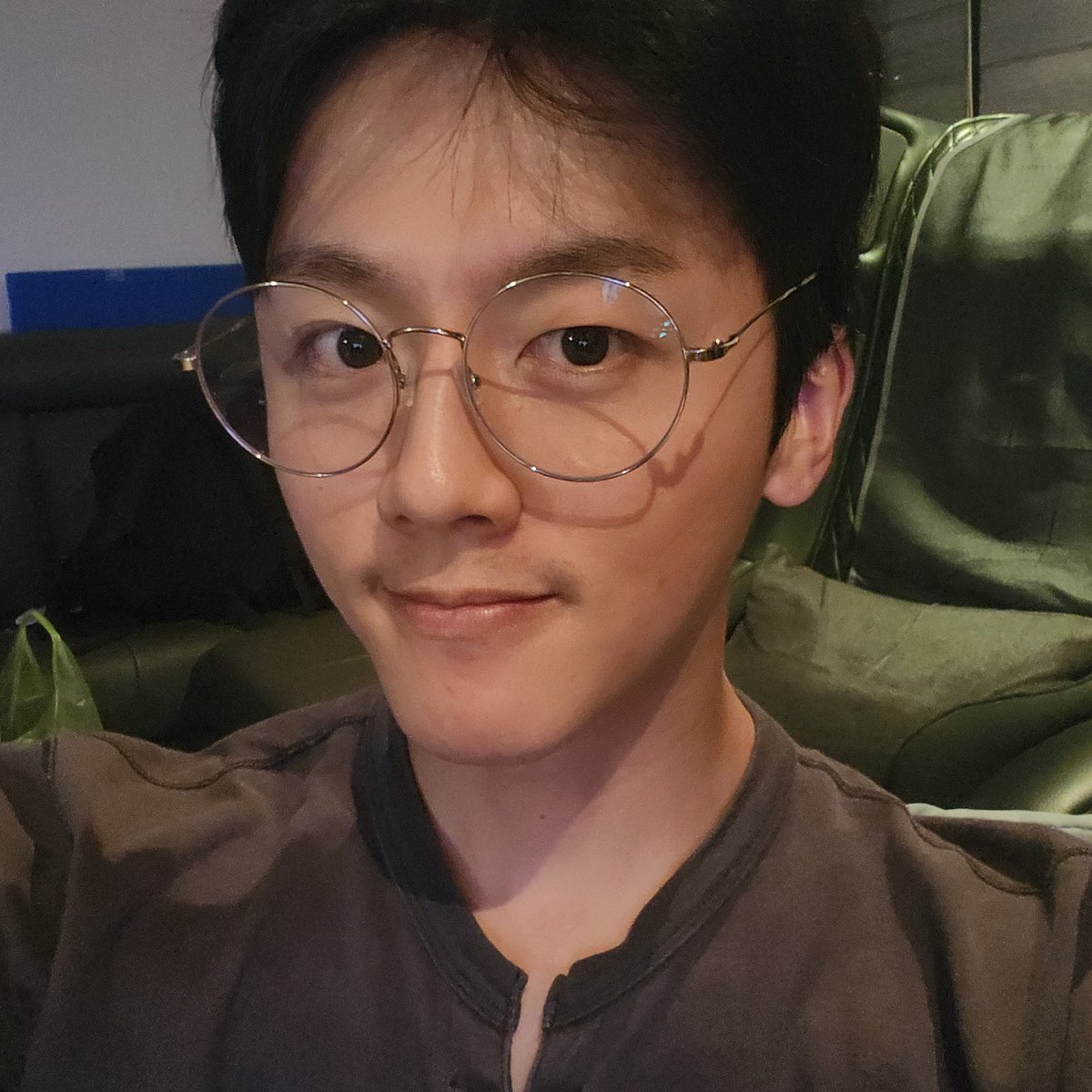 lalunatua's tweet photo. first member to come, youngbin our leader 🥺

#SF9_7th_forever @sf9official https://t.co/TleM6Bavli