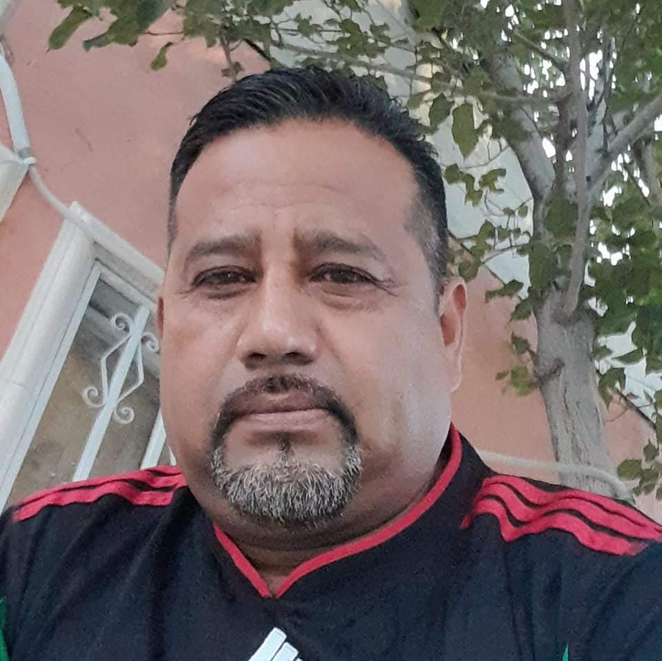 eliu90927526798's tweet photo. El esposo de mi prima nooo quiere  que se la mame y coger pero bien que memanda sus videos https://t.co/Yk6CItIGsr