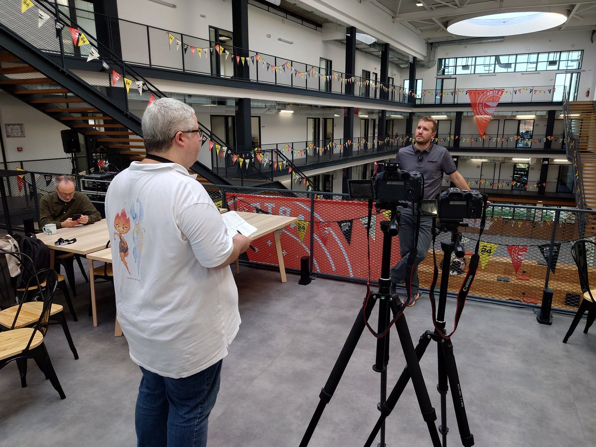 Gorkab's tweet photo. Clap de fin pour les 12 interviews réalisées pour l'inauguration du nouveau campus ArtFX Lille ! Le lieu est magnifique, ça va super bien rendre pour @3DVF ! https://t.co/dodj7GN5ud