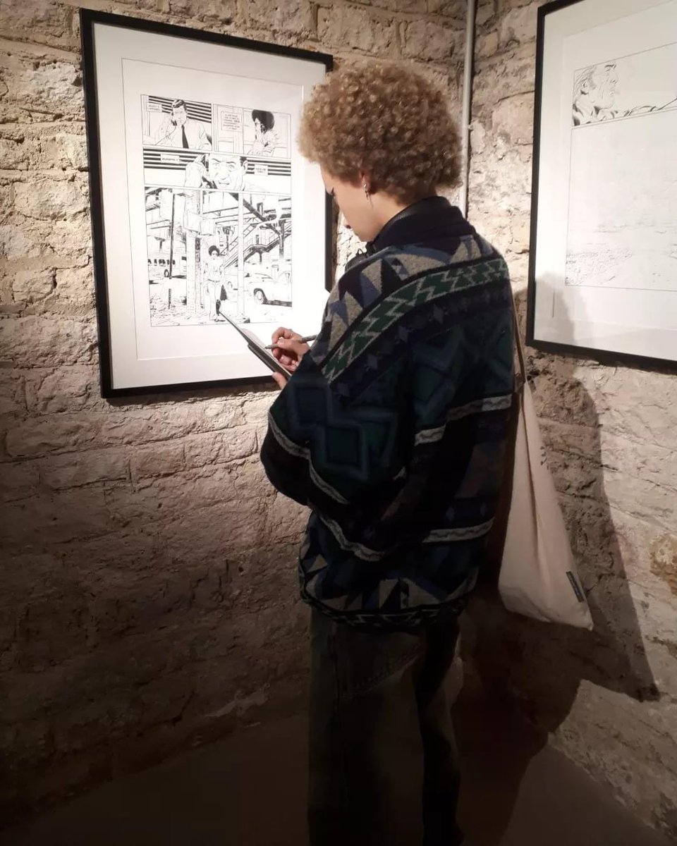 LAF_18_18's tweet image. Visite de l&apos;exposition Philippe Xavier au Château d&apos;eau dans le cadre de notre Semaine de la BD et du festival BulleBerry pour les étudiant.e.s de la CPES-CAAP du lycée Alain-Fournier de Bourges.
@bulleberryfestival 
@lyceealainfournierbourges 
@acorleanstours 
#cpescaap