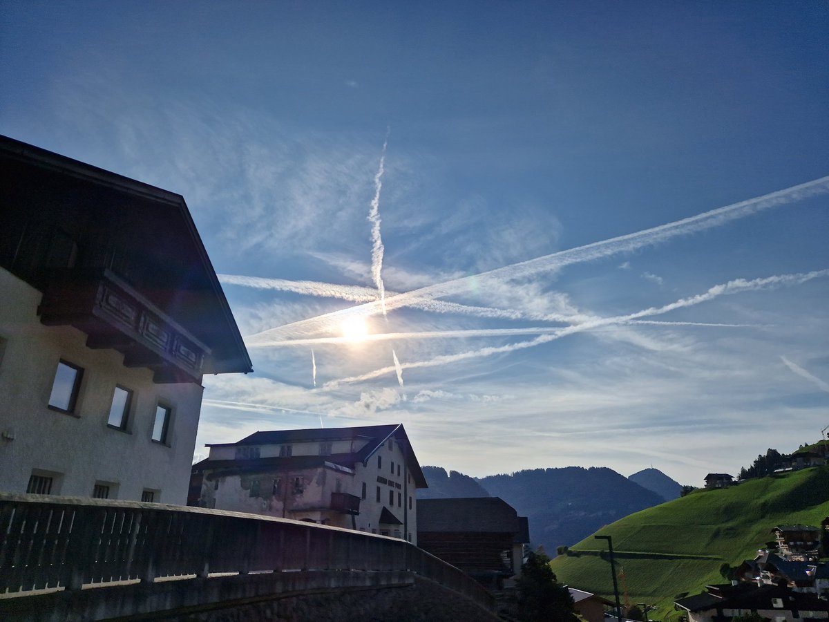 Chemtrails in de Dolomieten..