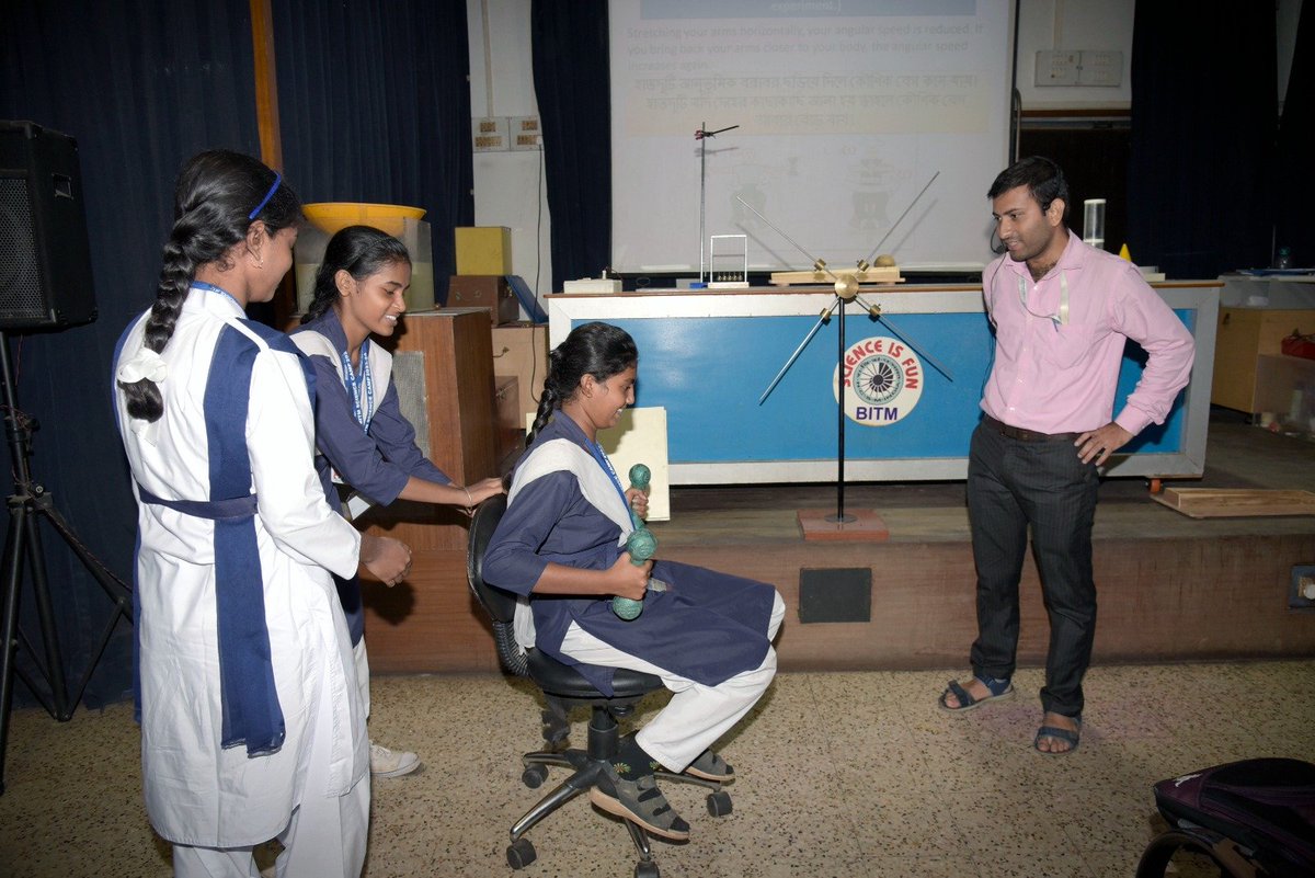 BITMKolkata's tweet image. #ScienceDemonstrationLecture for students on ROTATIONAL DYNAMICS at @BITMKolkata , a Unit of @ncsmgoi , @MinOfCultureGoI - on October 04, 2023.

#AzadiKaAmritMahotsav