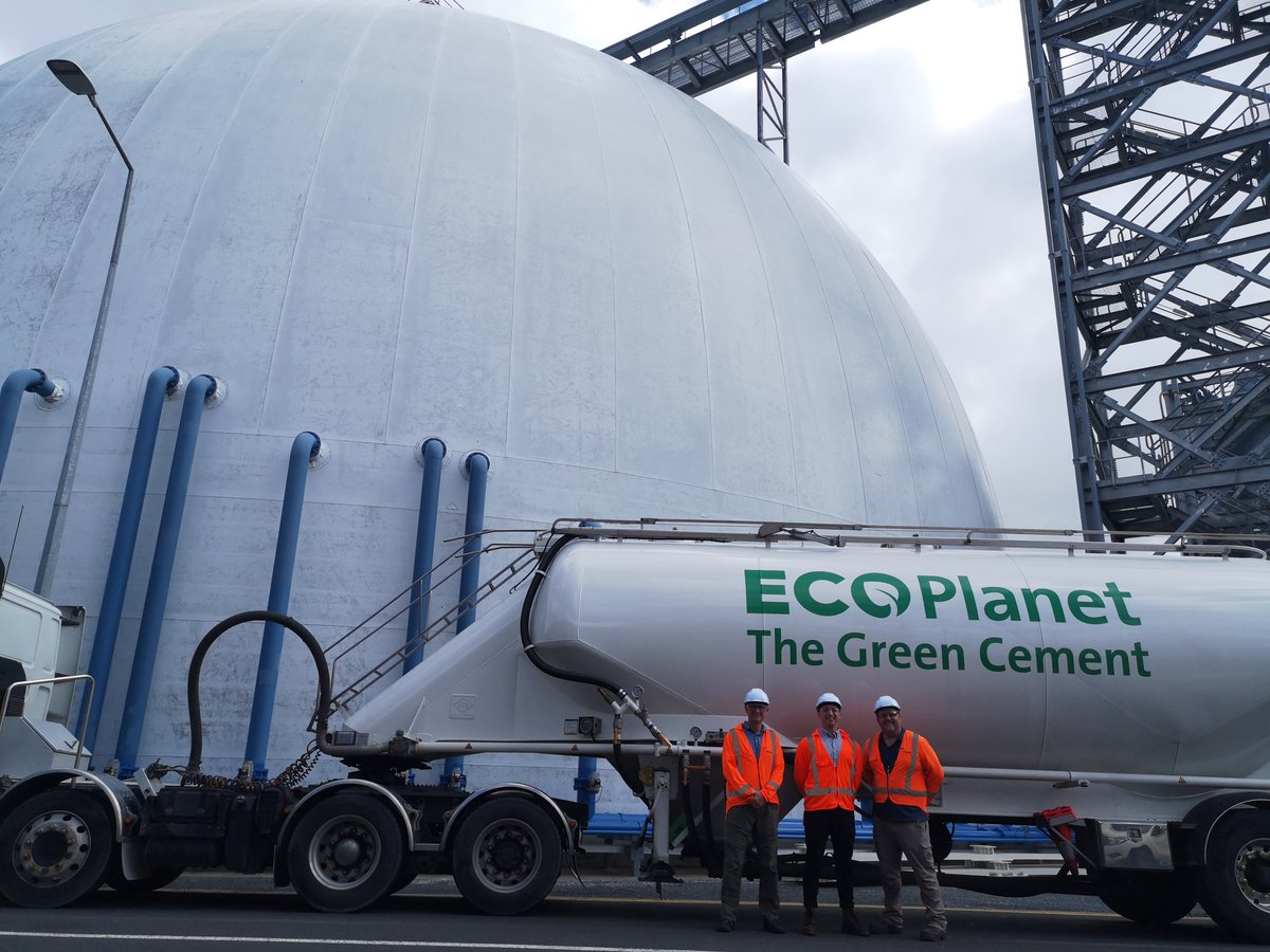 $FGR's Commercial Manager &amp; GtM Action’s MD recently visited the #HolcimNZ to check out their new Low-Carbon Cement Replacement Facility.

It was great to tour around the facility and discuss all things #greencement and #graphene with the Holcim New Zealand team.