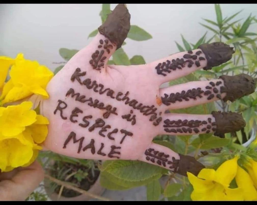 cskkanu's tweet photo. #BREAKING_NEWS 

After 15 yrs of litigation in #FalseCases on husband and family members for fake dowry, false domestic violence and fake rape cases, her WA status says #RespectMen 

The reason might be she is badly trapped and being screwed up in perjury case 🤣😛😜

Never take PANGA WITH MEN .