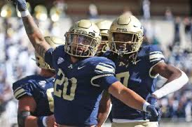 After a great conversation with @CoachTibs I’m blessed and honored to receive an offer from university of Akron !#GoZips @Coach_TBell @BallCoachJoeMo @NyeemWartman @Linc_TrojansFB @MrEliDubble @CoachMcCrayLHS
