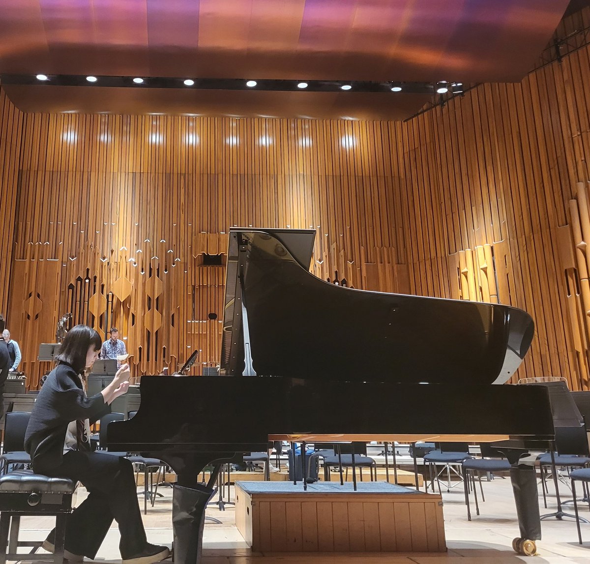 maxinekwokvln's tweet photo. Very excited for tonight @BarbicanCentre @HannahKendall_ , Liszt @AliceSaraOtt and Strauss Zarathustra @londonsymphony #pappano #AndrejPower https://t.co/qbj1z1X1eL