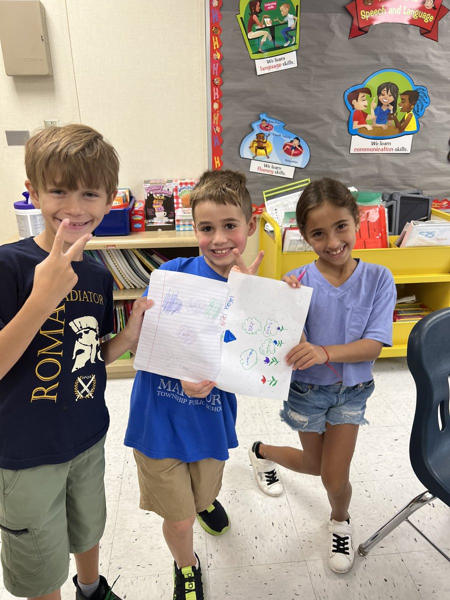 These 2nd graders made my year when they delivered my Kind-o-gram to speech today! Thank you @Sharon_Julien for teaching them the importance of spreading positivity and kindness at <a href="/MarlboroES/">Marlboro Elementary School</a>