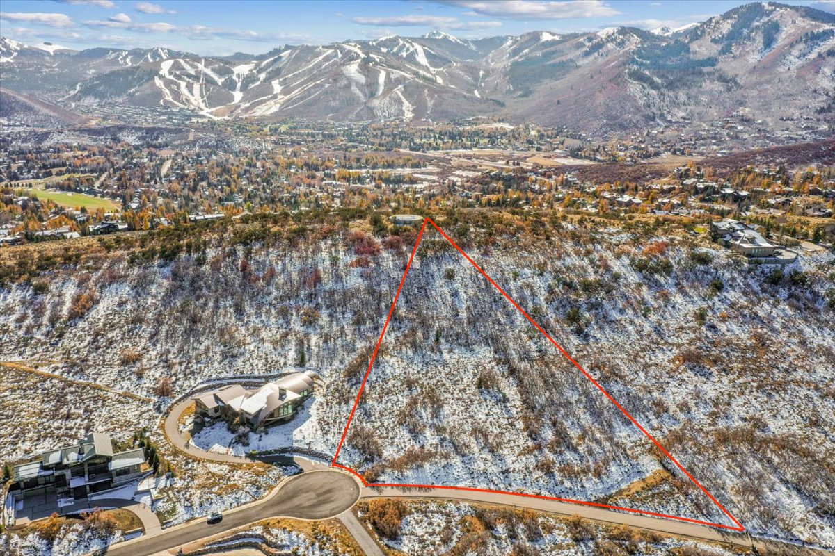 Discover your year-round sanctuary in Park City's hidden gem, Eagle Point. 🏞️🏔️ Build your dream retreat on this 2.88-acre haven and embrace the beauty of nature. Your mountain escape awaits! 

26 Marilyn Court, Park City, UT 84060
$3,100,000