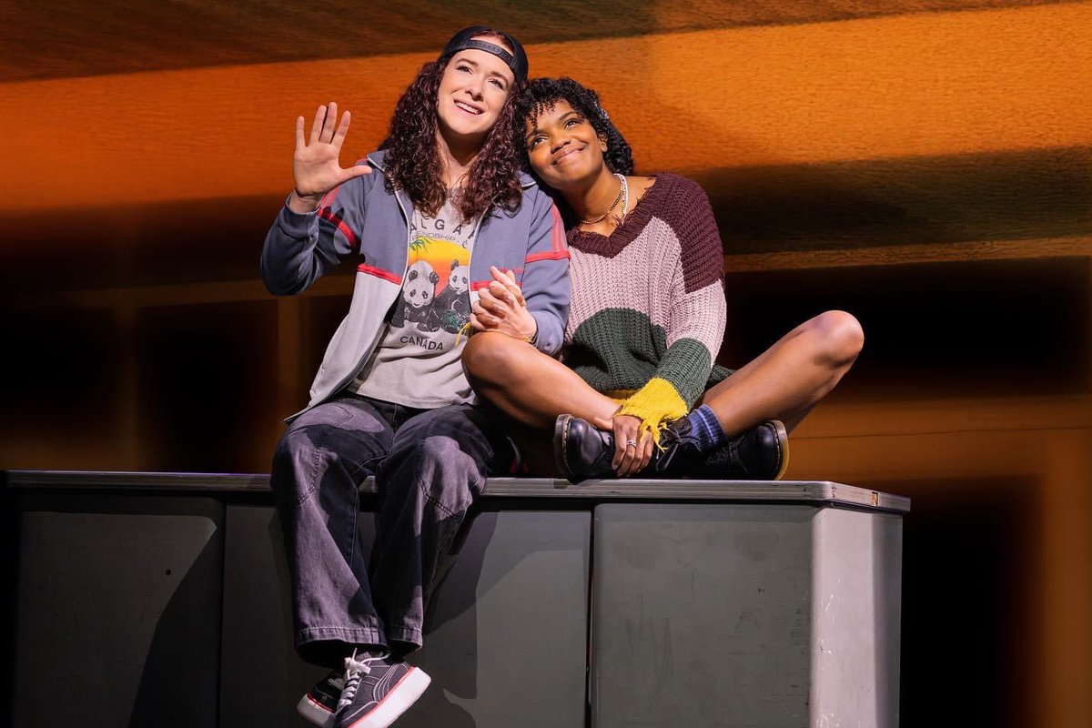 jaggedmusical's tweet photo. Get ready to FEEL ✨🤘

Here’s your first look at the newest members of our #JaggedLittleTour 💙 https://t.co/jvlv4NZ6nI