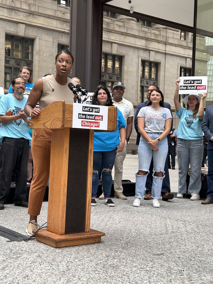 <a href="/EPAMichaelRegan/">Michael S. Regan</a> <a href="/EPA/">U.S. EPA</a> <a href="/POTUS/">President Donald J. Trump</a> <a href="/LVEJO/">LVEJO</a> <a href="/NRDC/">NRDC 🌎🏡</a> <a href="/bridges_puentes/">Bridges//Puentes</a> <a href="/SETaskForce/">SE Task Force</a> <a href="/ilenviro/">IEC</a> @GinaRamirez311 @angtovar @SustainChicago <a href="/ChicagosMayor/">Mayor Brandon Johnson</a> “Chicago and Illinois doesn’t have the work force to tackle its lead pipe problem. We need trade and apprenticeship programs where more people can join the water workforce.” <a href="/Chakena_Perry/">Chakena D. Perry</a> 

This is not a pipe dream! This could be our reality. Let’s get the pipes out!