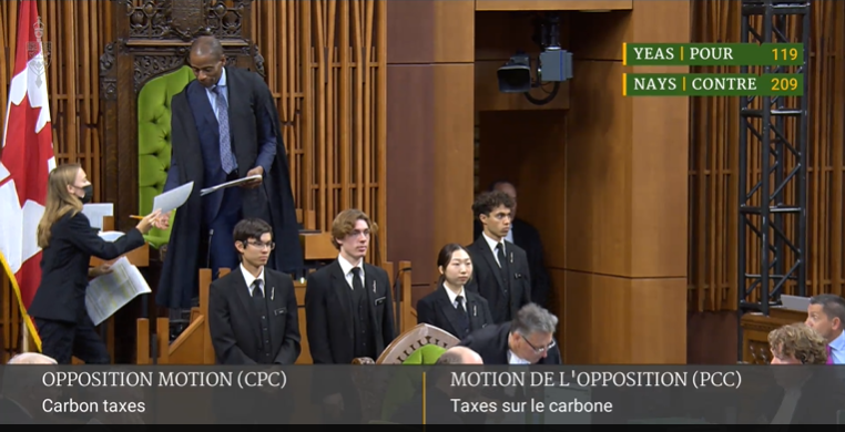 Breaking; there was a vote in the House of Commons just now to scrap Trudeau's carbon taxes. Only Conservatives fought to make life more affordable for Canadians by voting to axe the tax. Liberal and NDP MP's chose higher prices, higher taxes and more inflation by voting to keep