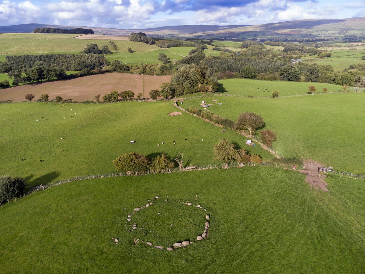 TrickSteven's tweet image. Visited the Lake District for the first time this summer. Along with the boat trips and hiking there is lots of #archaeology to see. Some fantastic #megalithic sites, many off the beaten track, like this stone circle quietly nestled in the corner of a field outside Penrith.