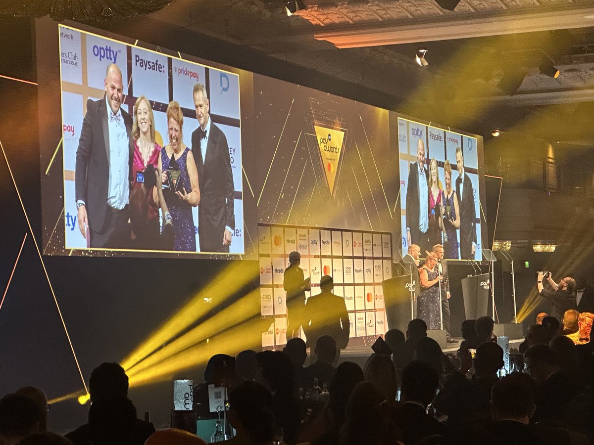 dgwbirch's tweet photo. #PayAwards2023 WINNER MOST INNOVATIVE PAYMENT SOLUTION #Digiseq WOW WOW WOW 🥇 https://t.co/Vxfmr6Pp65