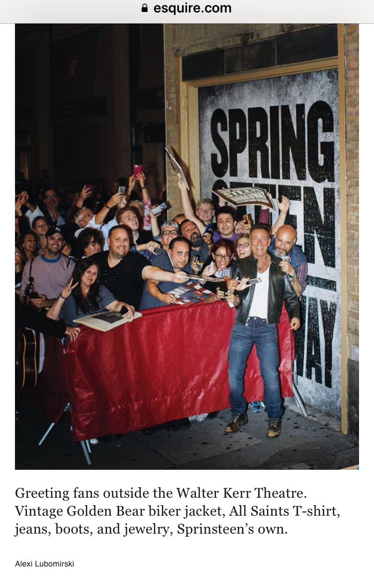 BDoltri's tweet photo. Exactly 5 years ago.
NYC, Walter Kerr Theatre.
October 4, 2018.
My wife, Bruce and me.
Dreams come true.
❤️🎸🇺🇸🗽❤️
#4Ottobre
#Springsteen
#FromItalyForBruce
#October4
#BruceSpringsteen
#SpringsteenTour2023
#SpringsteenOnBroadway https://t.co/9b1flDryTl