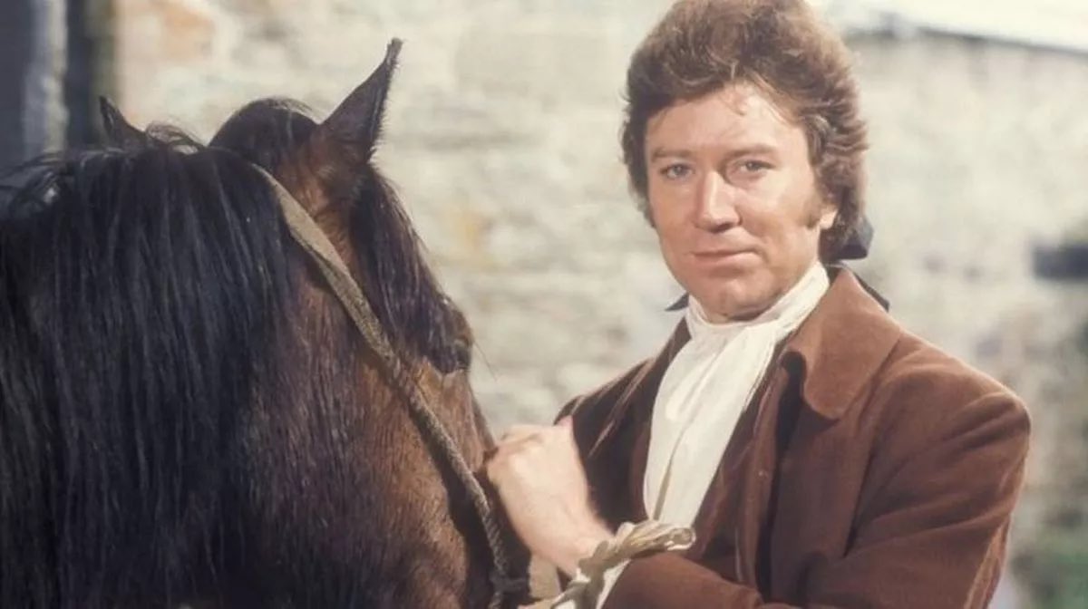 Tomorrow is a milestone. The BBC first aired #Poldark on Oct 5th 1975. Tune in tomorrow as special guest <a href="/RobinPoldark/">Robin Ellis</a> talks with @davidwhiteshow on <a href="/BBCCornwall/">BBC Cornwall</a> ❤️