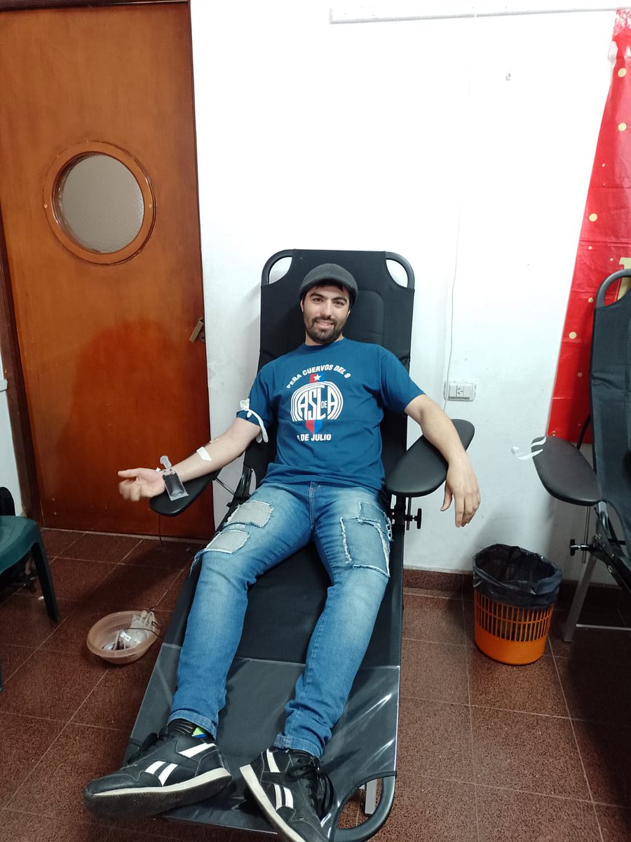 Peña Cuervxs del 9 tweet media