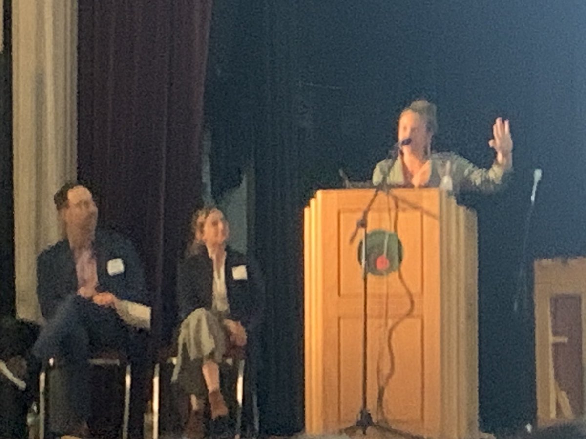 Our own Becky Olson and Emily McPherson talking today at the Energy Foundation conference @ Sabathani Center on IRA home electrification opportunities. <a href="/MnCEE/">Center for Energy and Environment</a>.