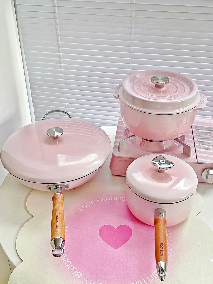 xiaomaBestpicks's tweet image. This pink POTS are so cute, they really jazz up my kitchen! Buying them has totally motivated me to cook more!👍👍👍#goodfinds #usefulstuff #resistors #DailyLife #DayInTheLife #HomeAndLiving #Lifestyle