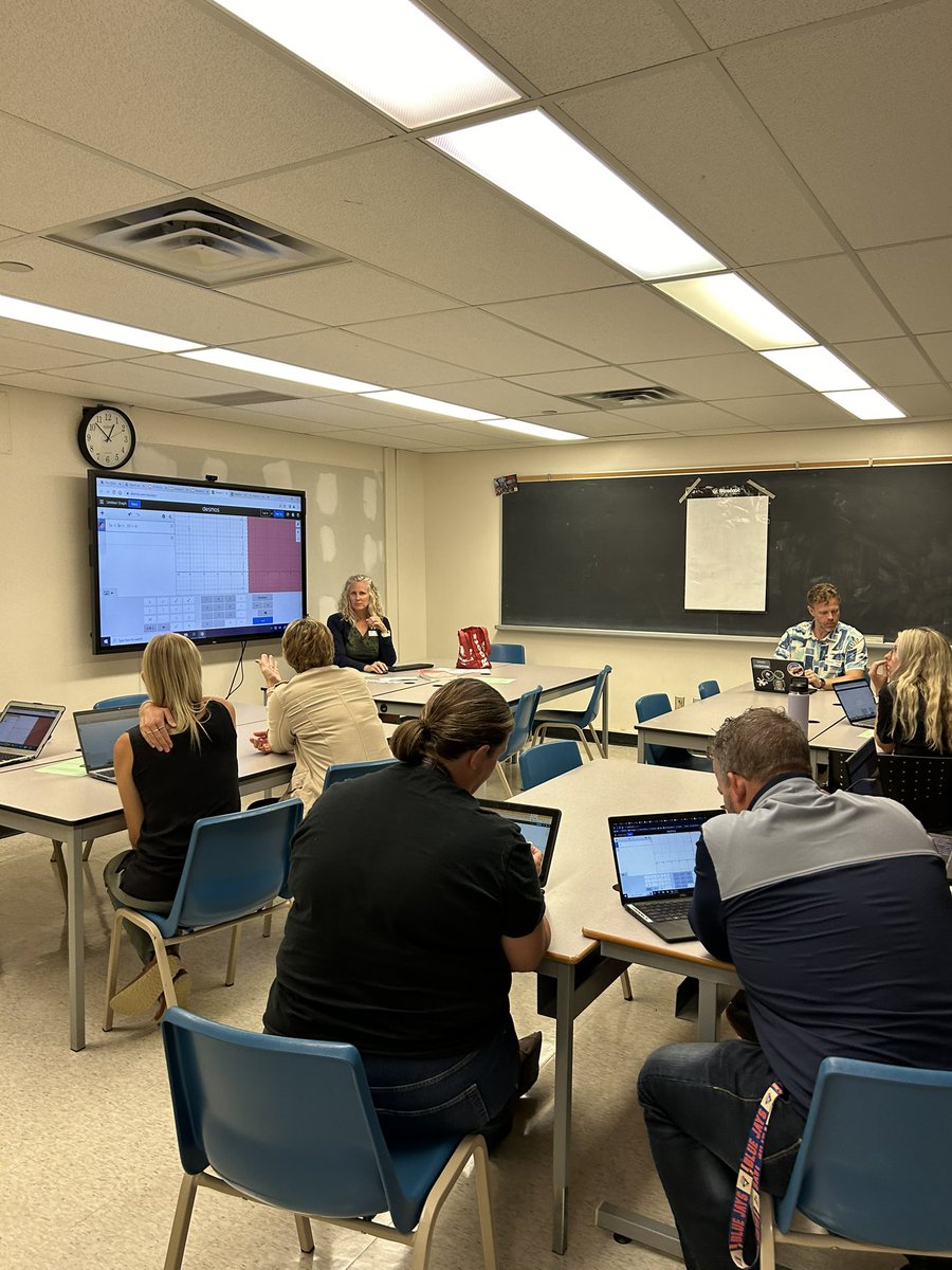 MacjanetJay's tweet image. Making connections in grades 7-9 math using High Impact Strategies of direct instruction and Tools and Representations! Elementary feeder schools working with our secondary friends!