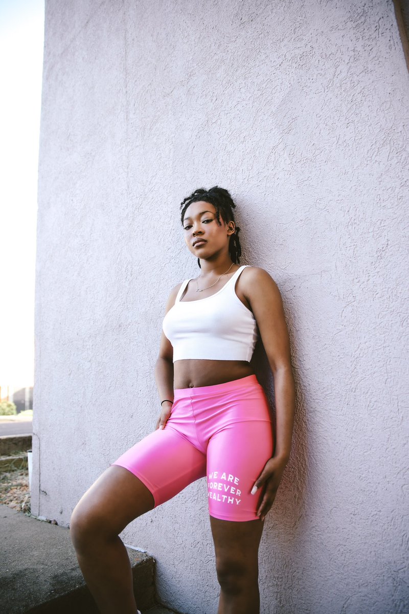 infinitefigure's tweet photo. ALL PINK ITEMS ARE 20% OFF RIGHT NOW USE CODE “P1NK23” OR CLICK THE LINK BELOW💕 https://t.co/0sleTYMuVh https://t.co/7xNqRRy7o4