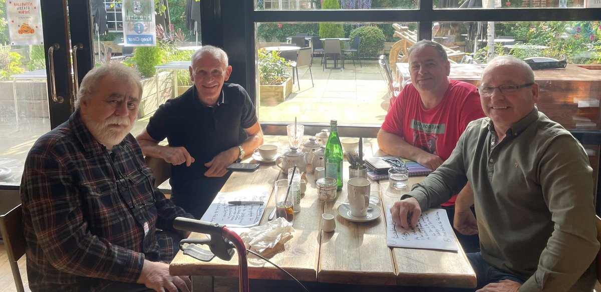 mark_campbell42's tweet photo. Great afternoon spent in great company!
@reidmp @reid6peter https://t.co/G8hoT7E15u
