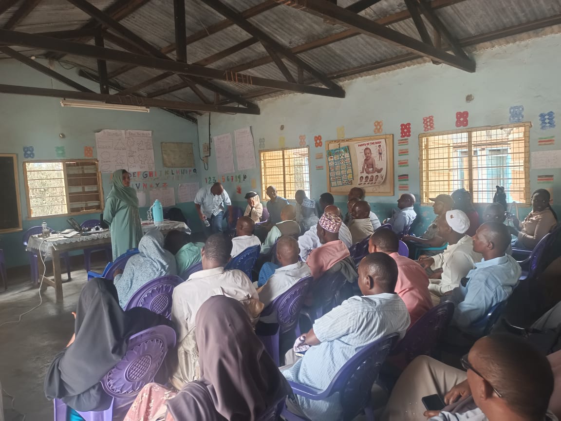fugicha_jillo's tweet photo. Capacity building teachers from moyale, Northhorr and Laisamis subcounty last week on SRHR, is the key to a healthier and more informed generation. 📚💪 #SRHR  #EmpowerEducators @UNFPAKen @KemeaKenya @Mashobane61 https://t.co/nKJlStDXcp