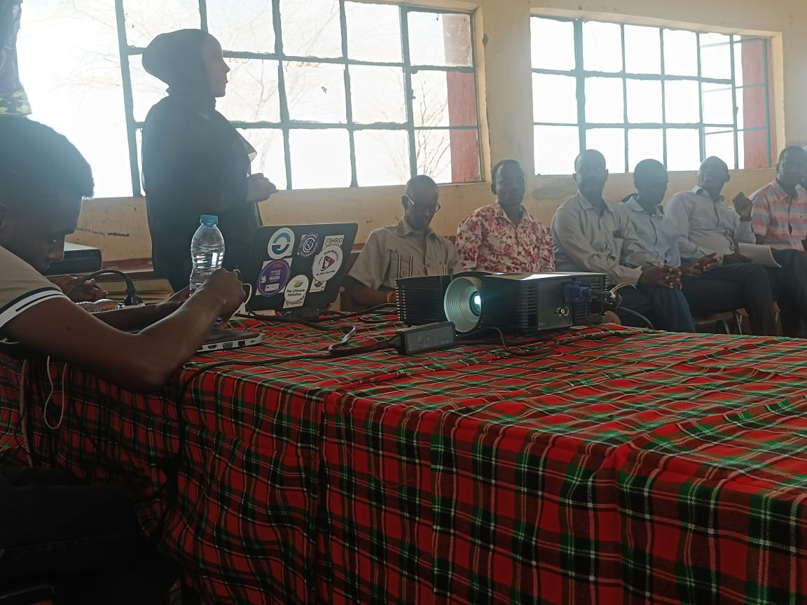 fugicha_jillo's tweet photo. Capacity building teachers from moyale, Northhorr and Laisamis subcounty last week on SRHR, is the key to a healthier and more informed generation. 📚💪 #SRHR  #EmpowerEducators @UNFPAKen @KemeaKenya @Mashobane61 https://t.co/nKJlStDXcp
