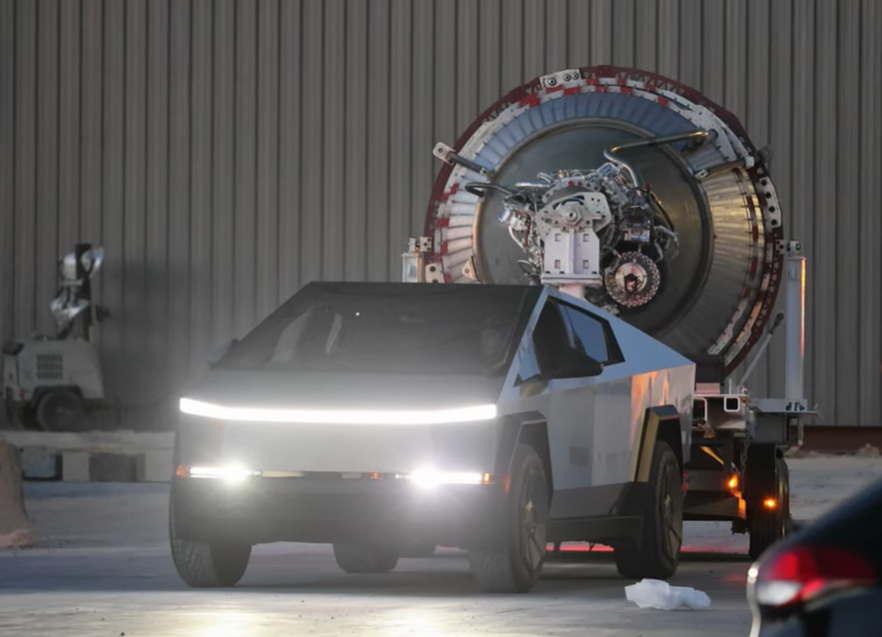 TeslaNews_IT's tweet photo. Tesla Cybertruck & SpaceX

Cybetruck che trasporta un Raptor di SpaceX
Che spettacolo 🚀

Qui il link al video:
https://t.co/0FnD3u1BLe