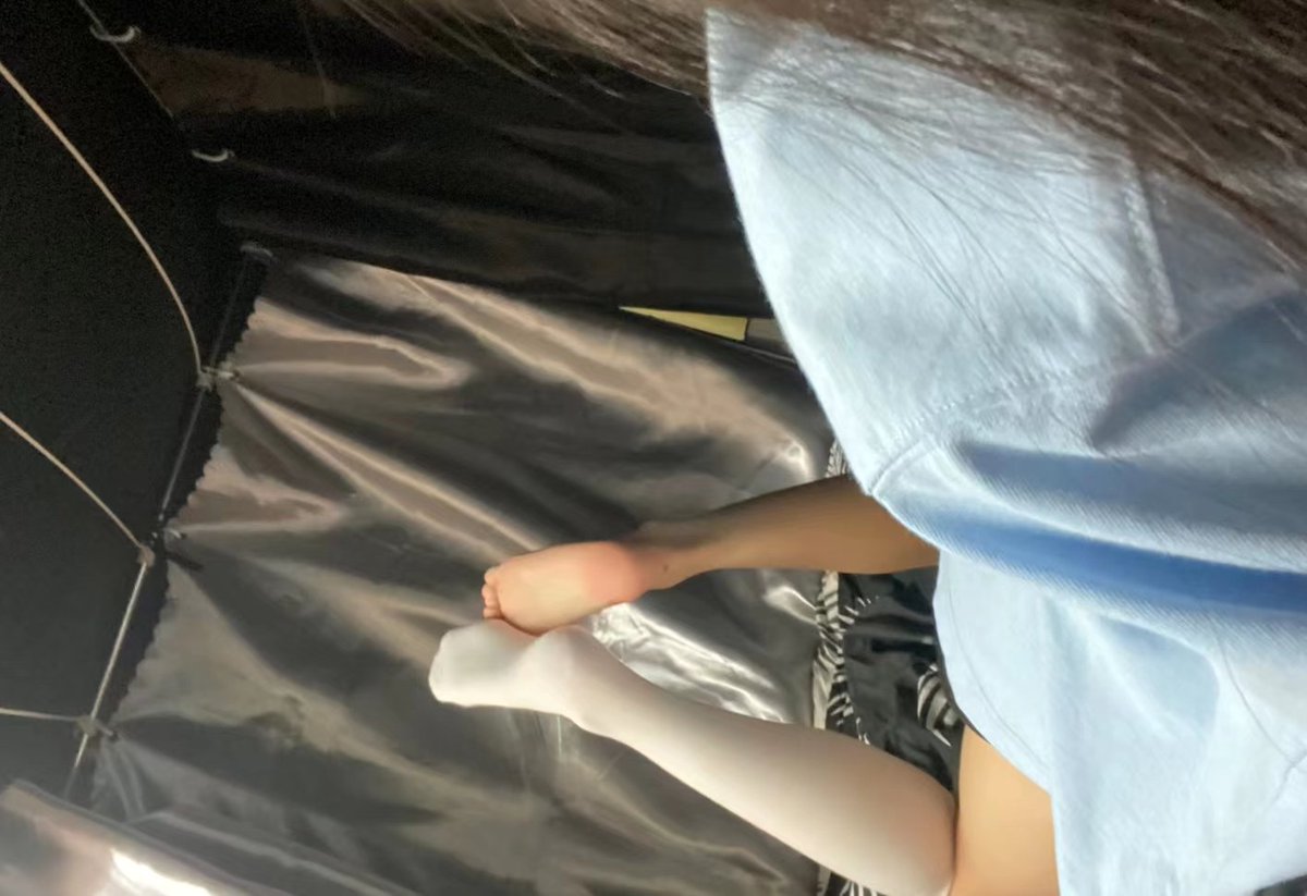 cudadewudida's tweet photo. 新人报道请各位狗狗多多关照
现在有新人活动 近期一直会举办活动
在校女大学生在线等你 要求:转＋评＋关注
抽3位免🚪
抽10位半价入（邮费即可送原味） https://t.co/NfsWbq29OQ