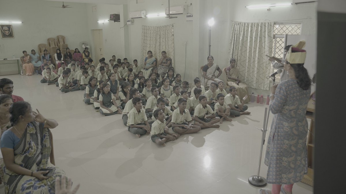LipiPewar's tweet photo. Congratulations to all involved for promoting inclusivity and communication without barriers. 👏 #byjus #signlangaugeday   https://t.co/xSIQWNrDZu https://t.co/kGV4gmMOHo