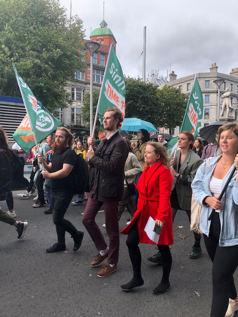 Farrell_Mairead's tweet photo. Supporting the @TheUSI march today, we need affordable student housing, we need digs regulation, we need accessible 3rd level education #itsrainingnow https://t.co/ei2ODL3rji